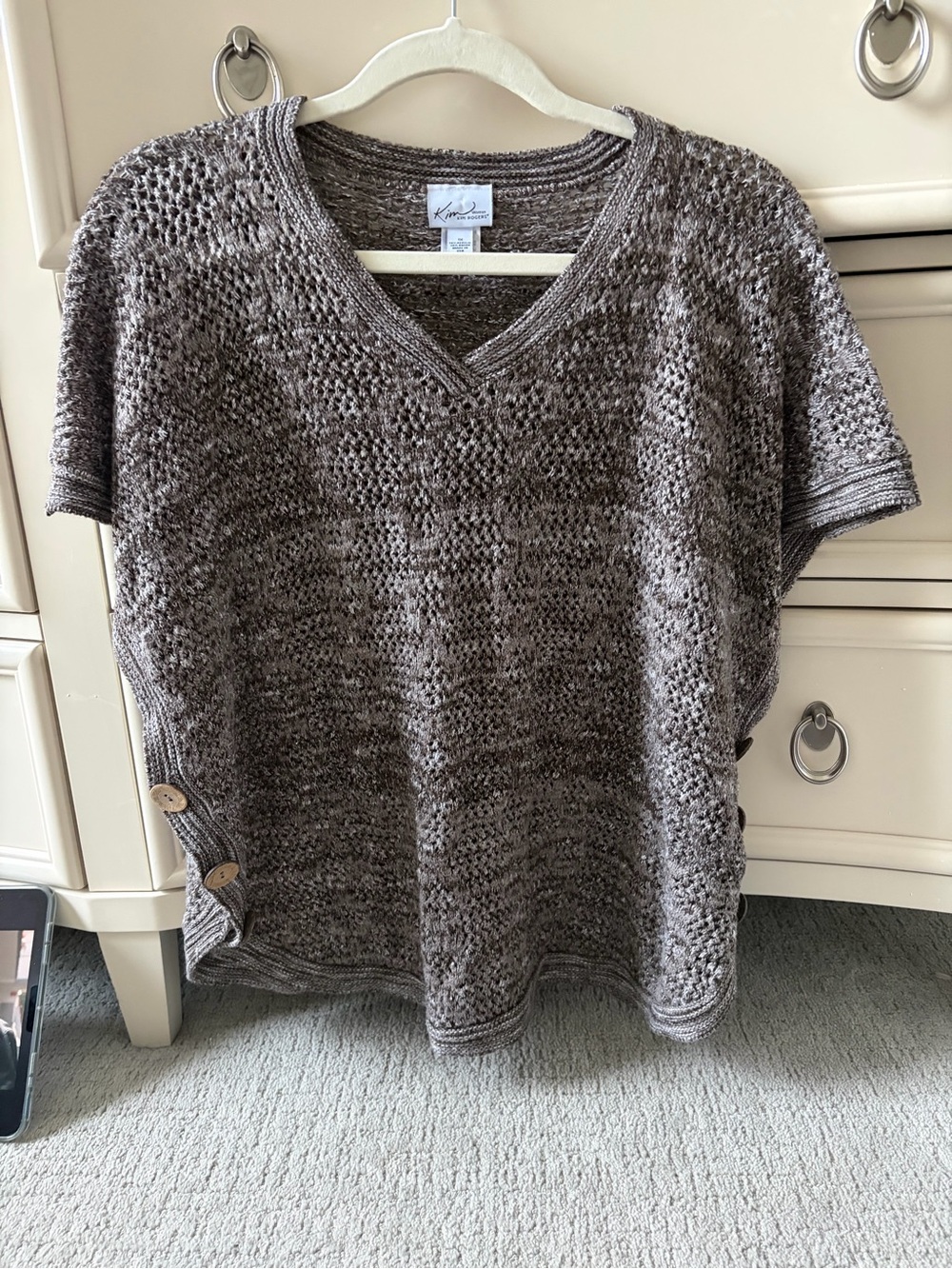 V-Neck Short Sleeve Sweater
